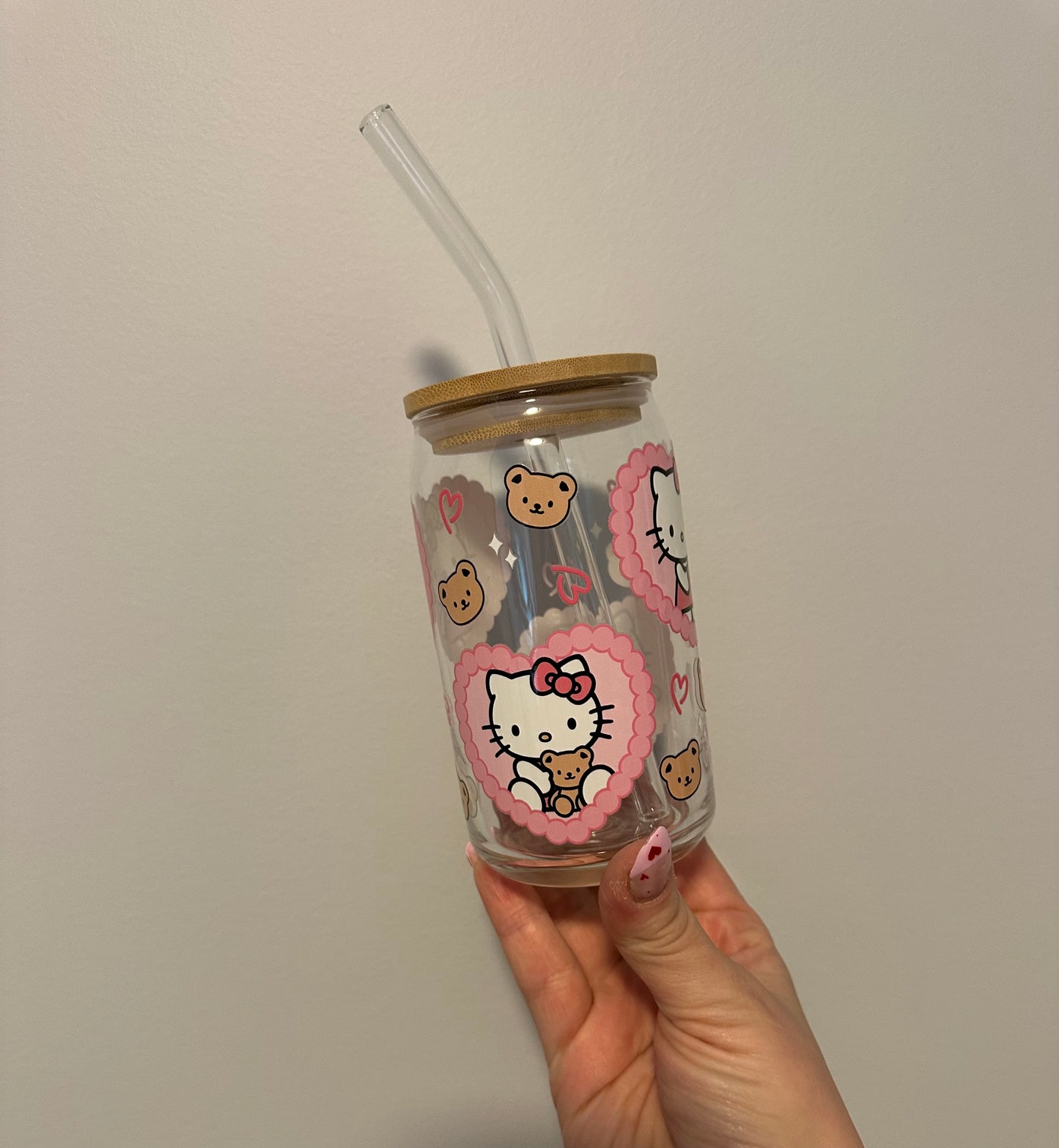 He!!o Kitty heart Glass Cup