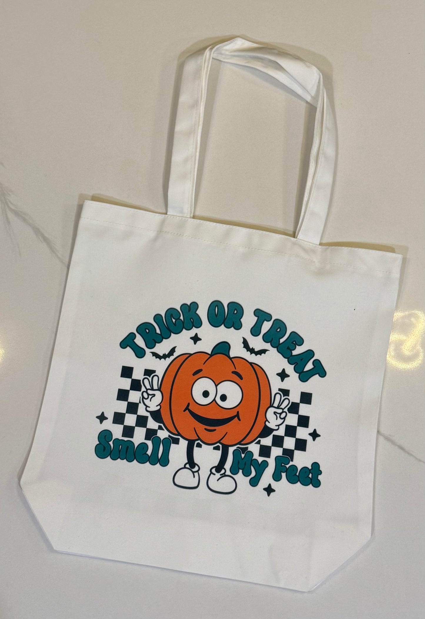 Trick or treat smell my feet Canvas Bag