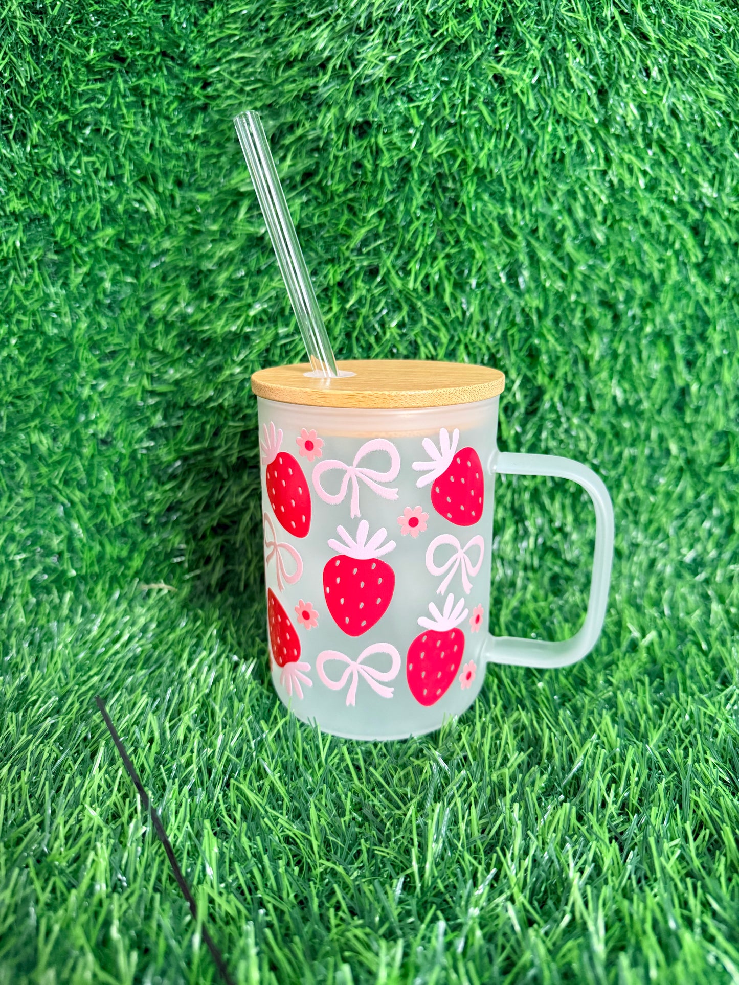 Strawberries Handle Glass Cup